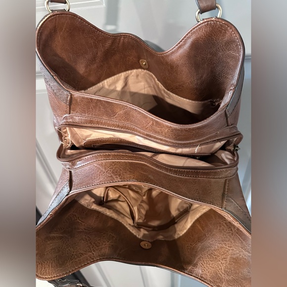 Justin’s women’s western concealed carry leather purse - Picture 7 of 14